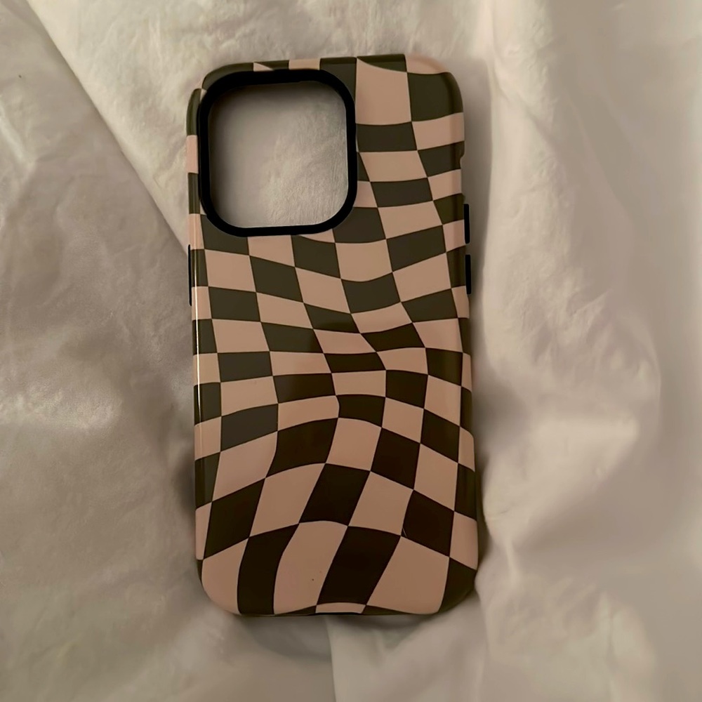 iPhone 14 pro case